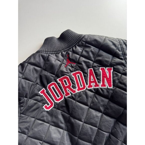 Kids' AIR JORDAN Black Quilted Bomber Jacket, Size M (10-12) - Picture 3 of 14